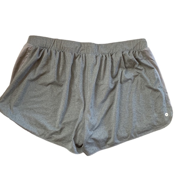 Avia Gray Mesh Panel Lined Work Out Athletic Sweat Shorts Plus Size XXL (20) - Picture 2 of 6